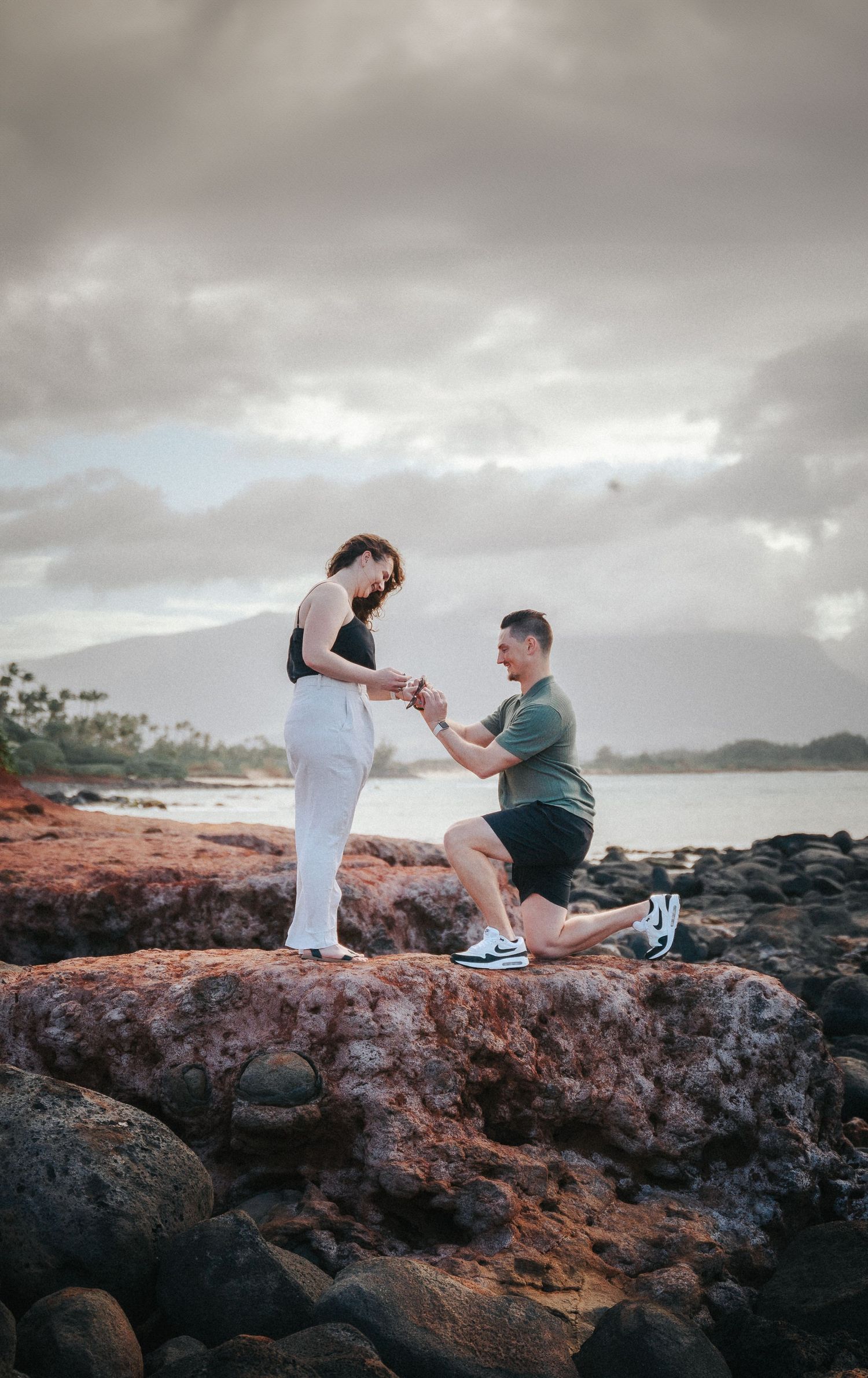 MAUI BEACH PROPOSAL PHOTOS 2