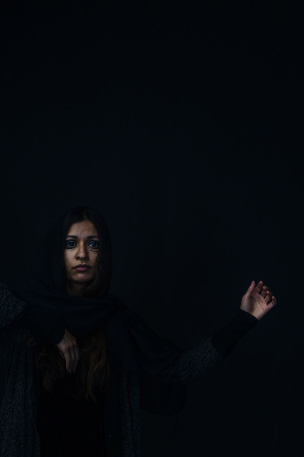 No Name Collective, Macbeth Theatre production promo photography. Dark, low lit moody image of actress looking away Jenny Catlow Photography