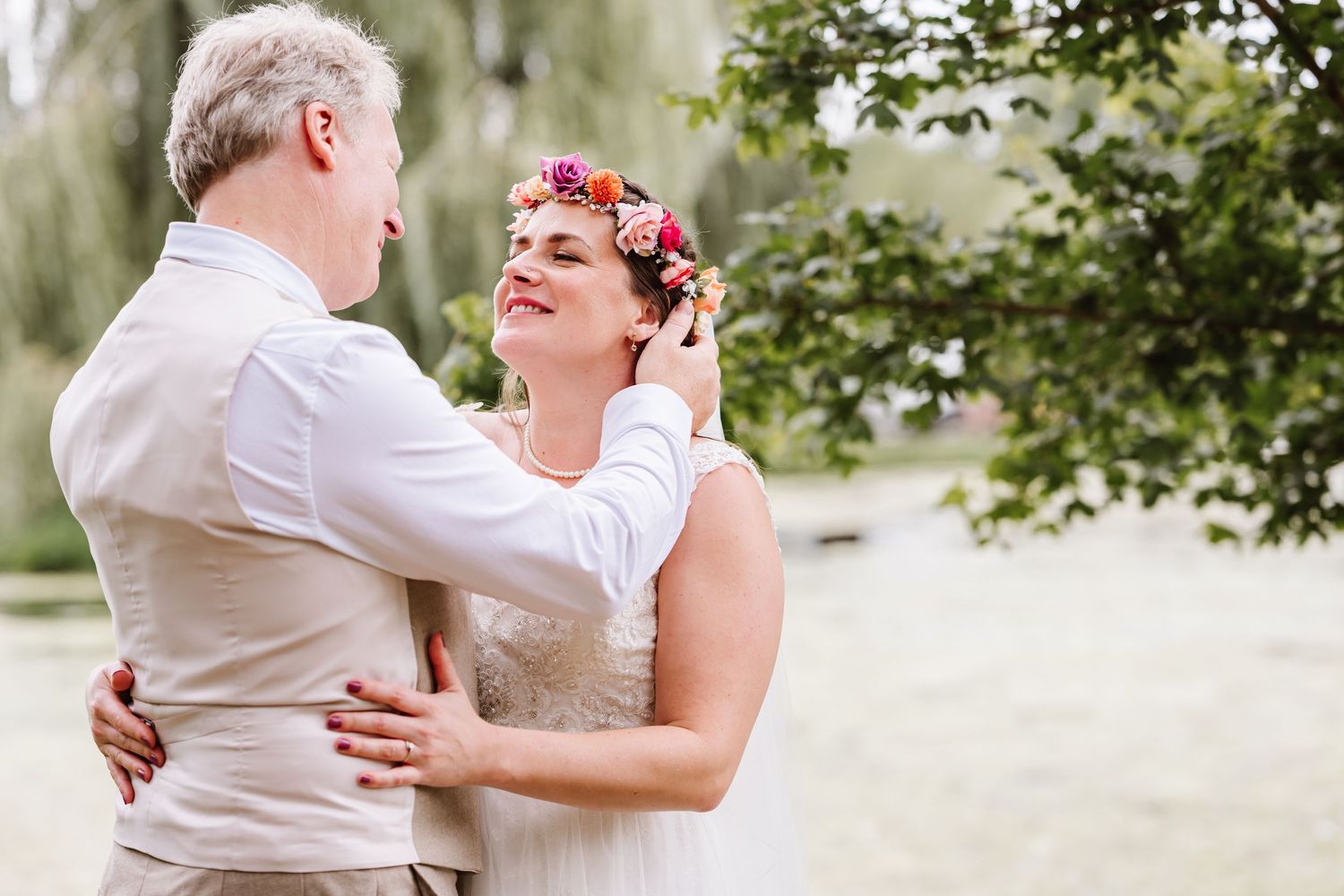 Somerset Wedding Photographer. Waterside Country Barn and mill, Taunton Wedding venue. Somerset floral wedding head band. Taunton barn venue