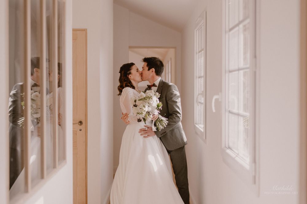 photographe mariage Drôme Isère Valence
reportage mariage
photo de mariage naturelle
séance photo couple mariage
photographe mariage luxe bo