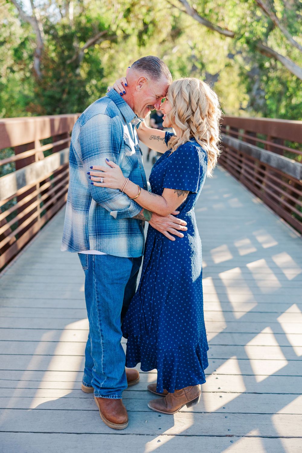 Capture your love story with a professional engagement photography session—natural, romantic portraits perfect for save-the-dates and memori
