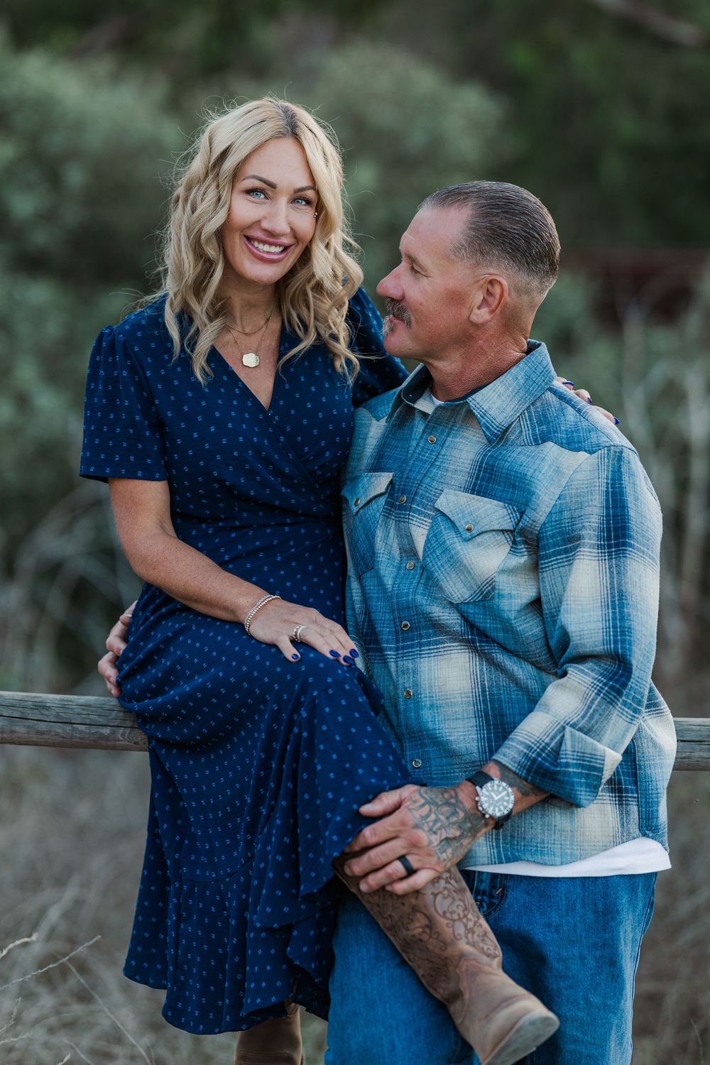Capture your love story with a professional engagement photography session—natural, romantic portraits perfect for save-the-dates and memori