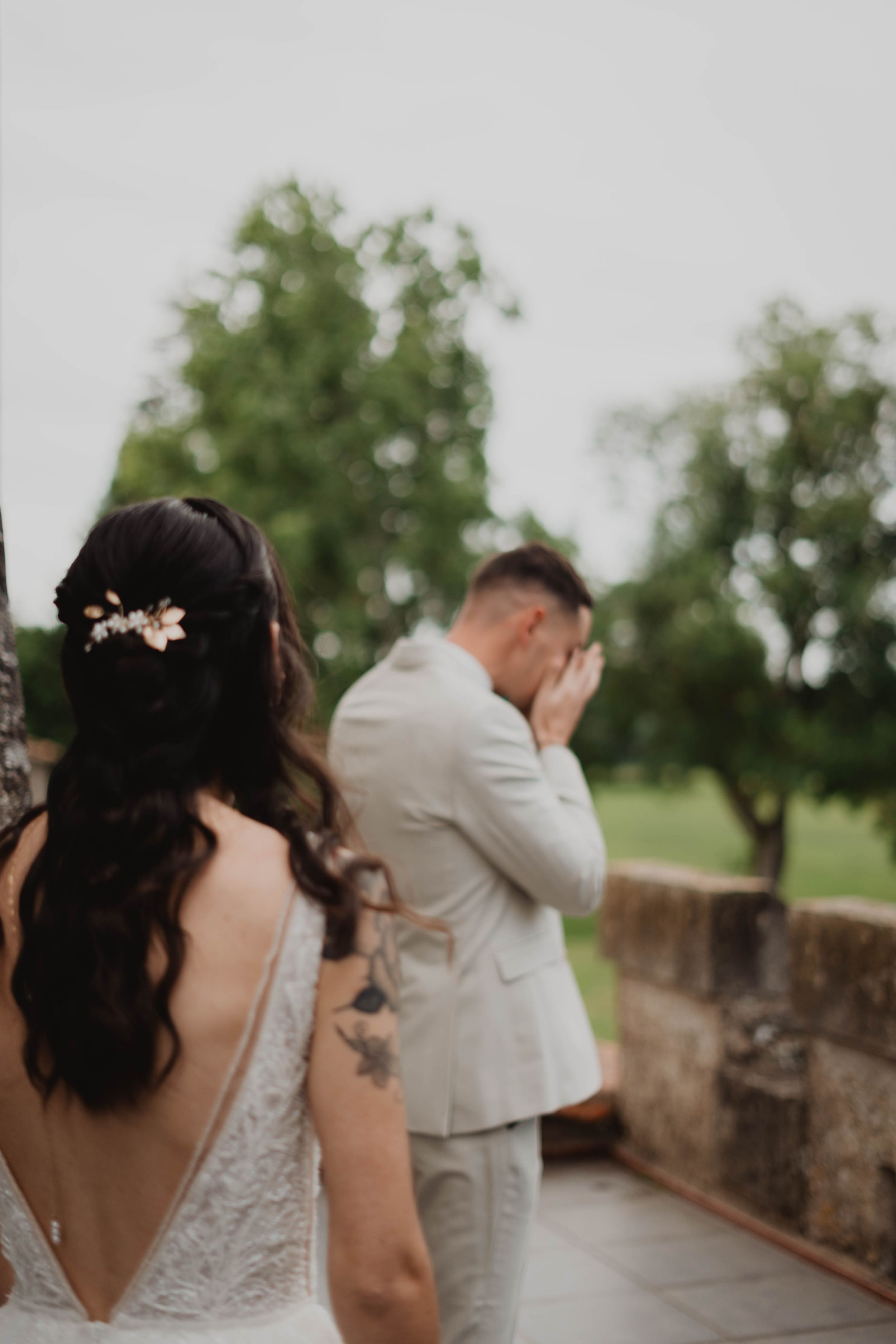 Mariage Intimiste à Nantes photographié par une photographe elopement en France