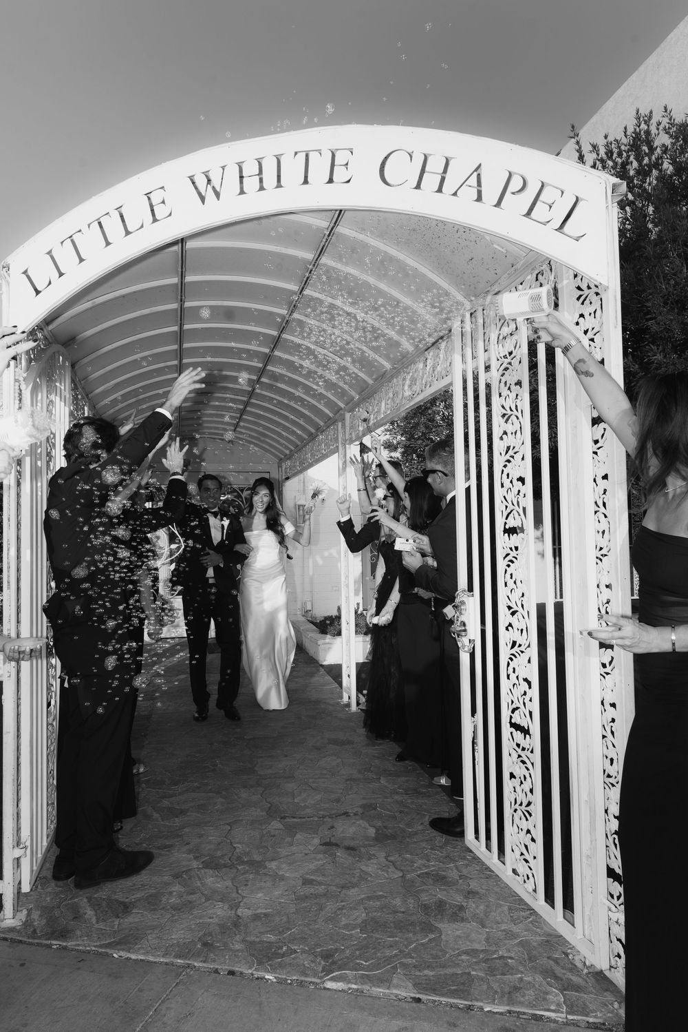 Little White wedding chapel elopement