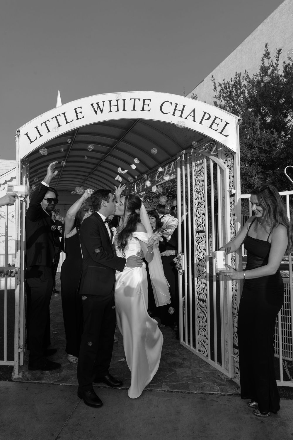 Little White wedding chapel elopement