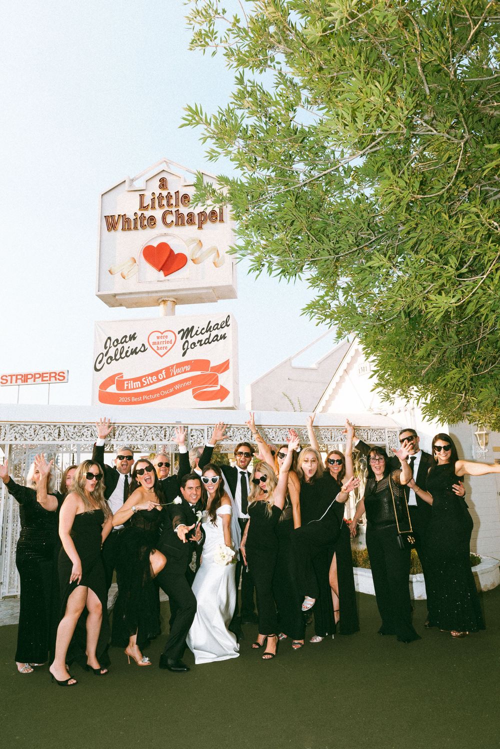 Little White wedding chapel elopement