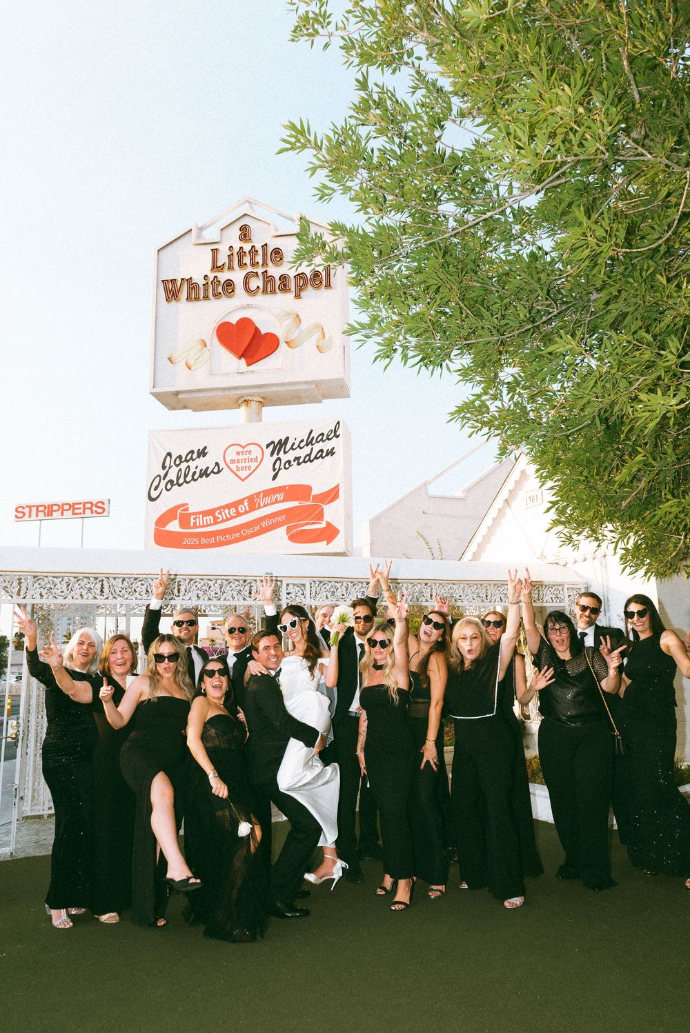 Little White wedding chapel elopement