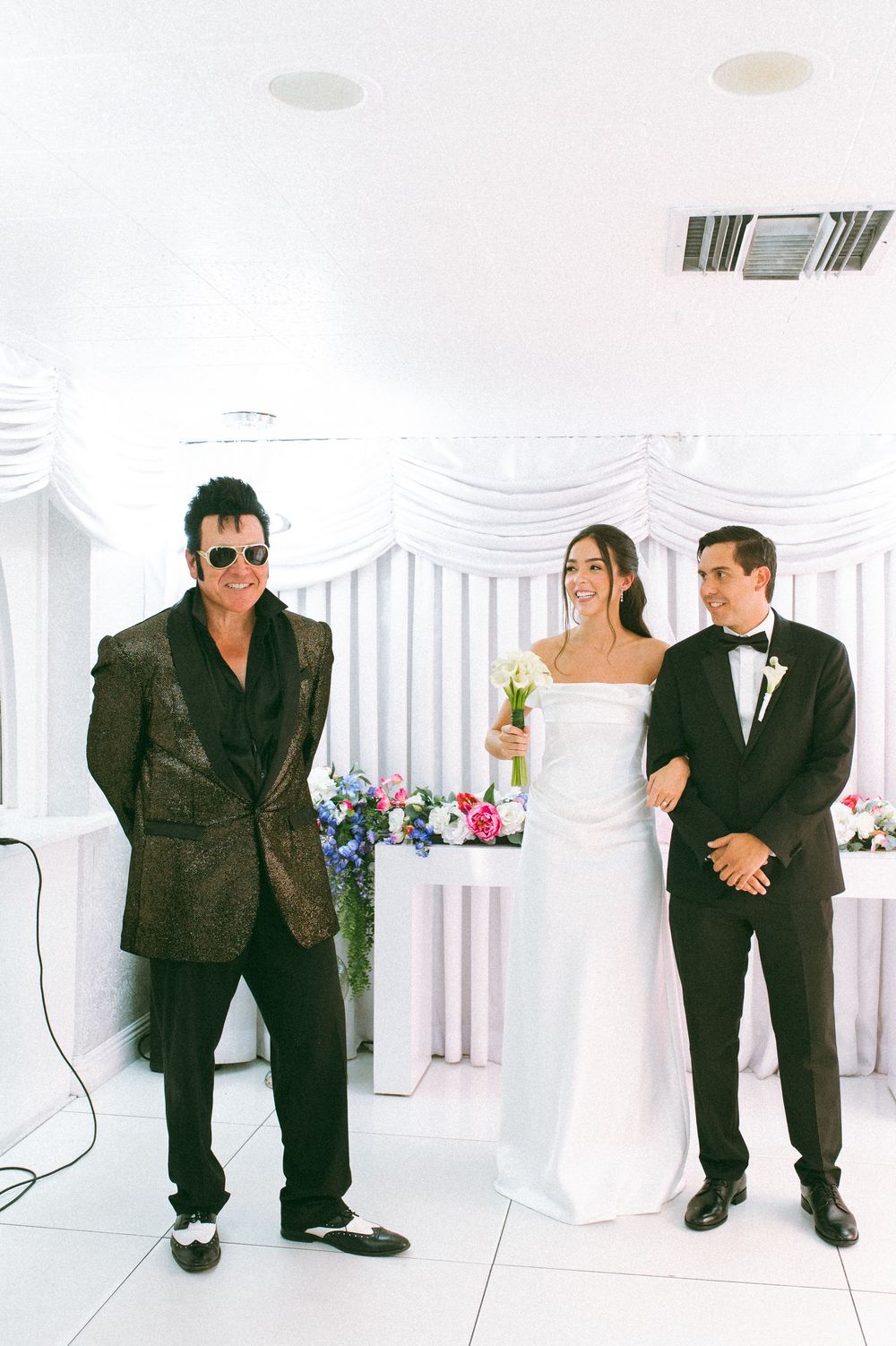 Little White wedding chapel elopement