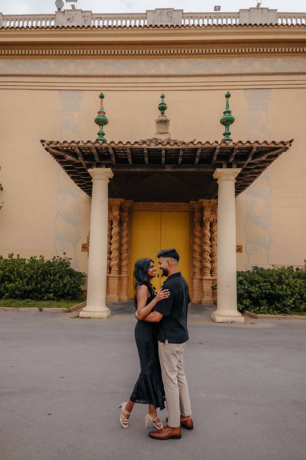 Barcelona afternoon couple shoot