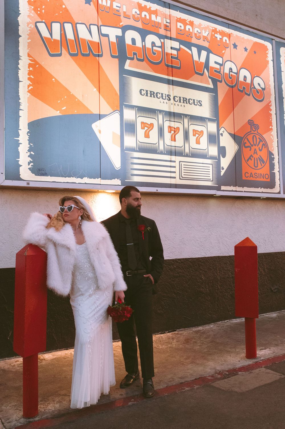 Elvis wedding at the Little White chapel