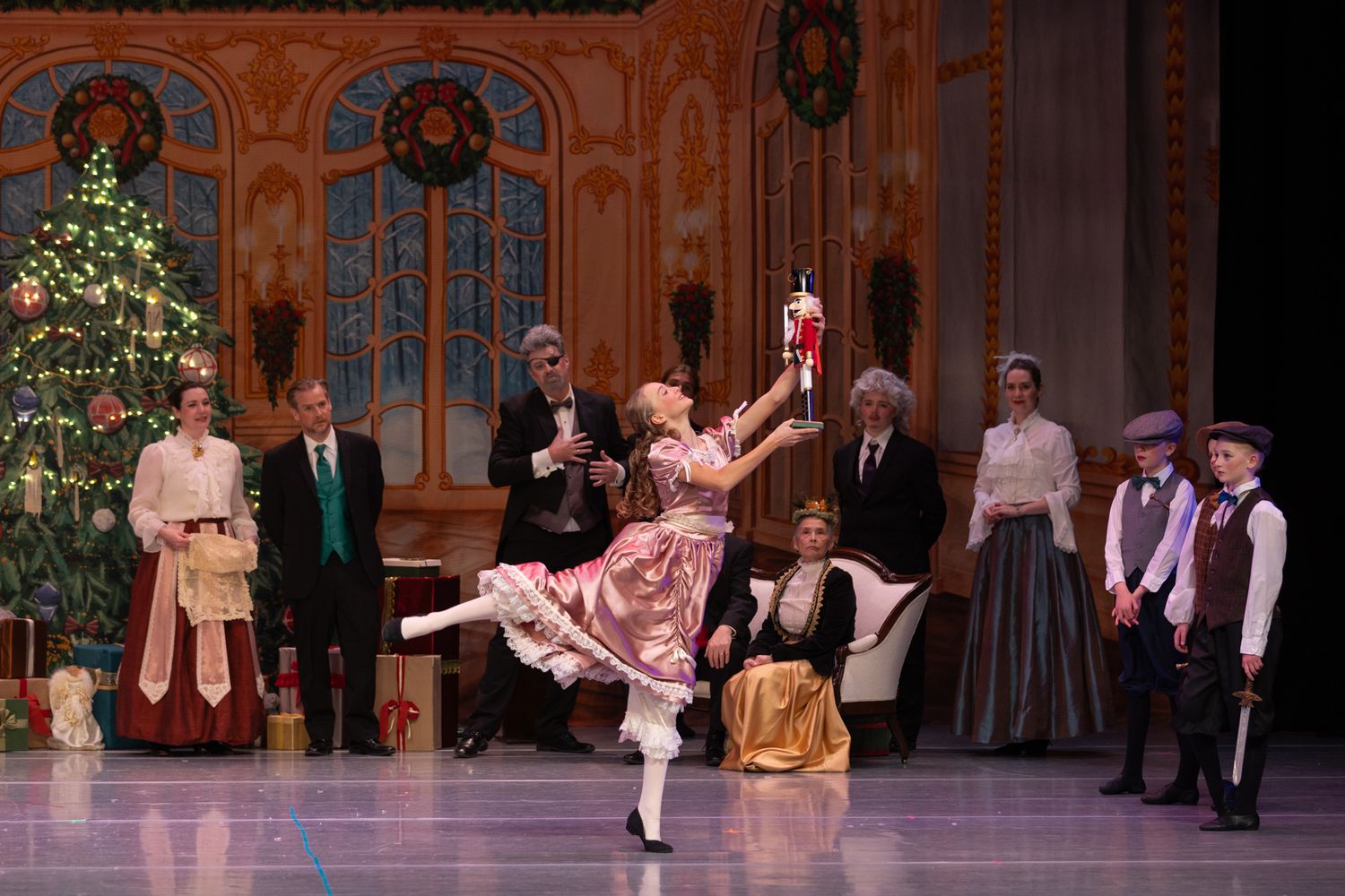 Dance photography Sioux Falls, Ballet photographer South Dakota, Performance Photographer in Sioux Falls, Theatrical performance photos SD