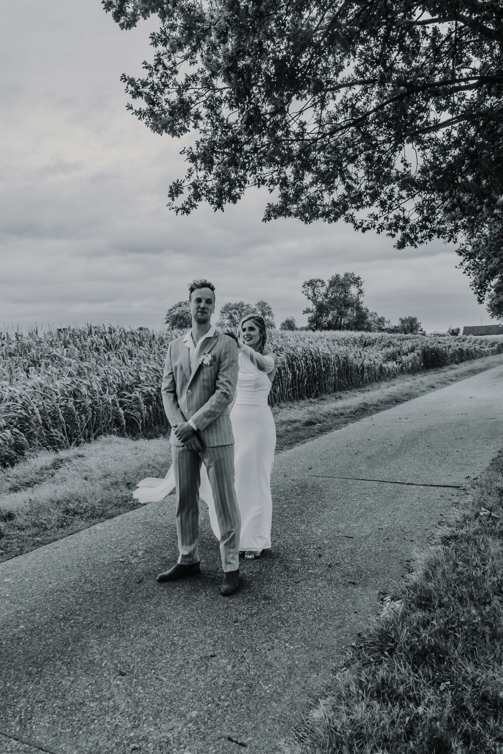 Trouwfotograaf, bruiloft, liefde, huwelijk, fotoshoot, koppel, zwart-wit