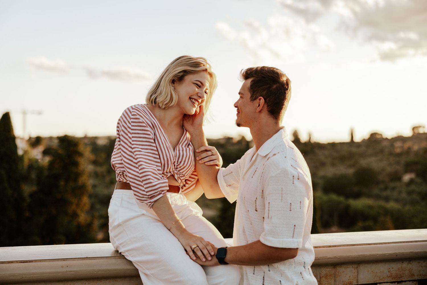 playful couple in tuscany, italy