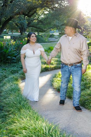 Dallas photography and video for Weddings
 - R & R Marcelo DFW