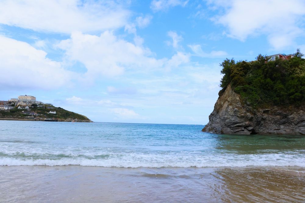 Full color photograph of ocean in Newquay, England