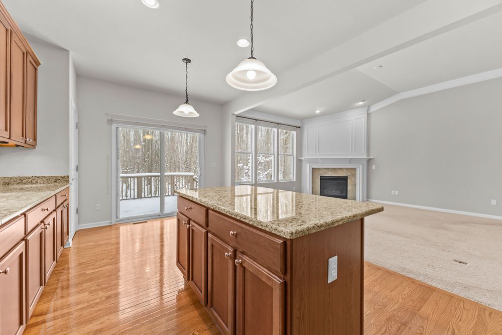 Professional real estate photography of a Kitchen in Macomb, Michigan
