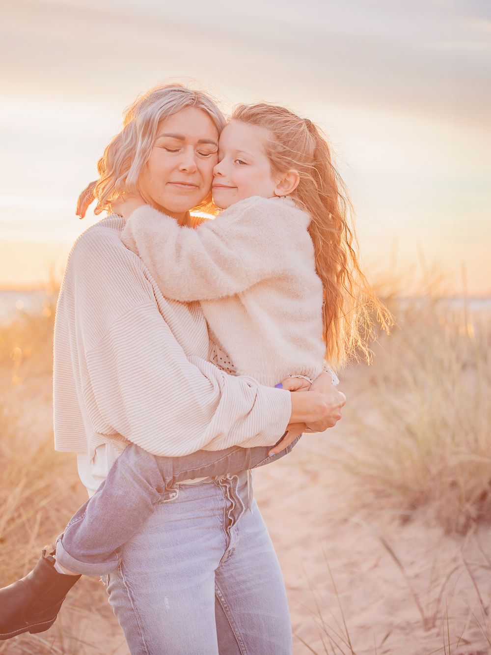 Familjefotografering, familjefotografering i Västerås, fotografering i naturen, Memoriesbym.se, fotograf västerås, naturliga familjebilder