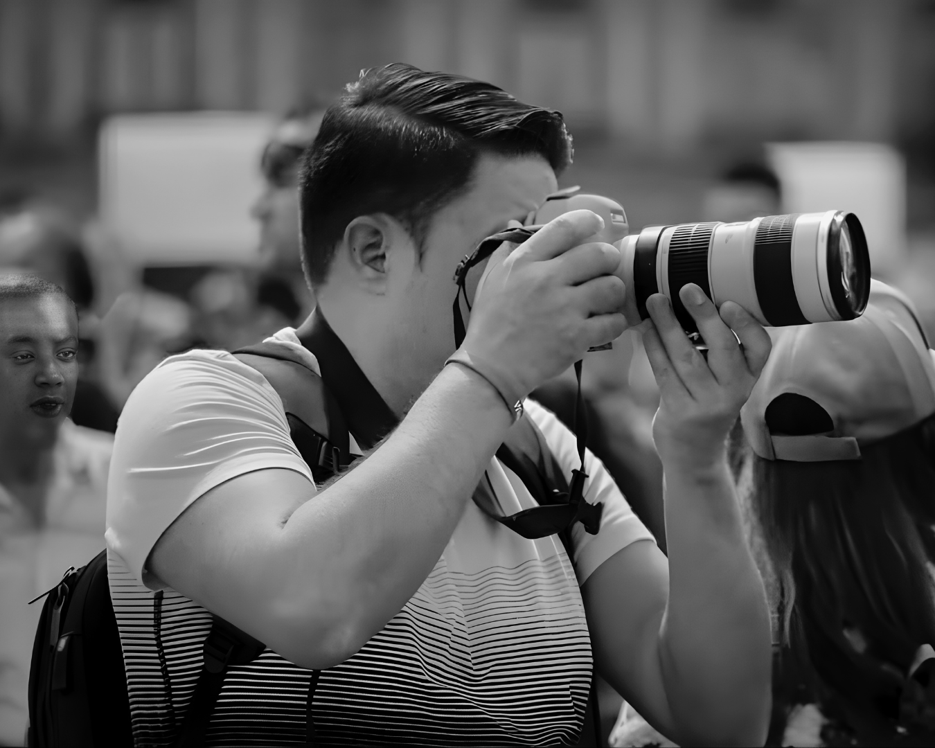 fotógrafo de bodas y eventos Alex Colocho en sesión profesional