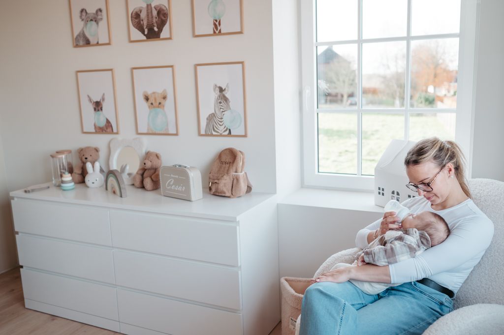Melissa Stuer Photography Moederschapsfotograaf Moerbeke Oost-Vlaanderen kraamreportage nieuw leven newborn mama en zoon baby