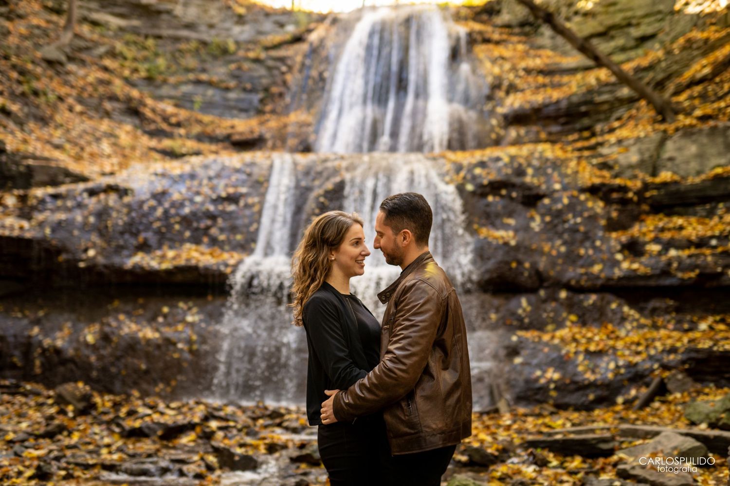 Wedding photography at Waterfalls Dundas, Hamilton — storytelling by Toronto & Hamilton wedding photographers.