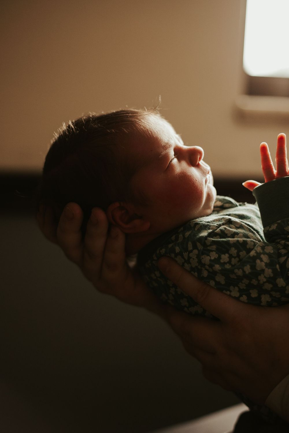 newborn hospital photo