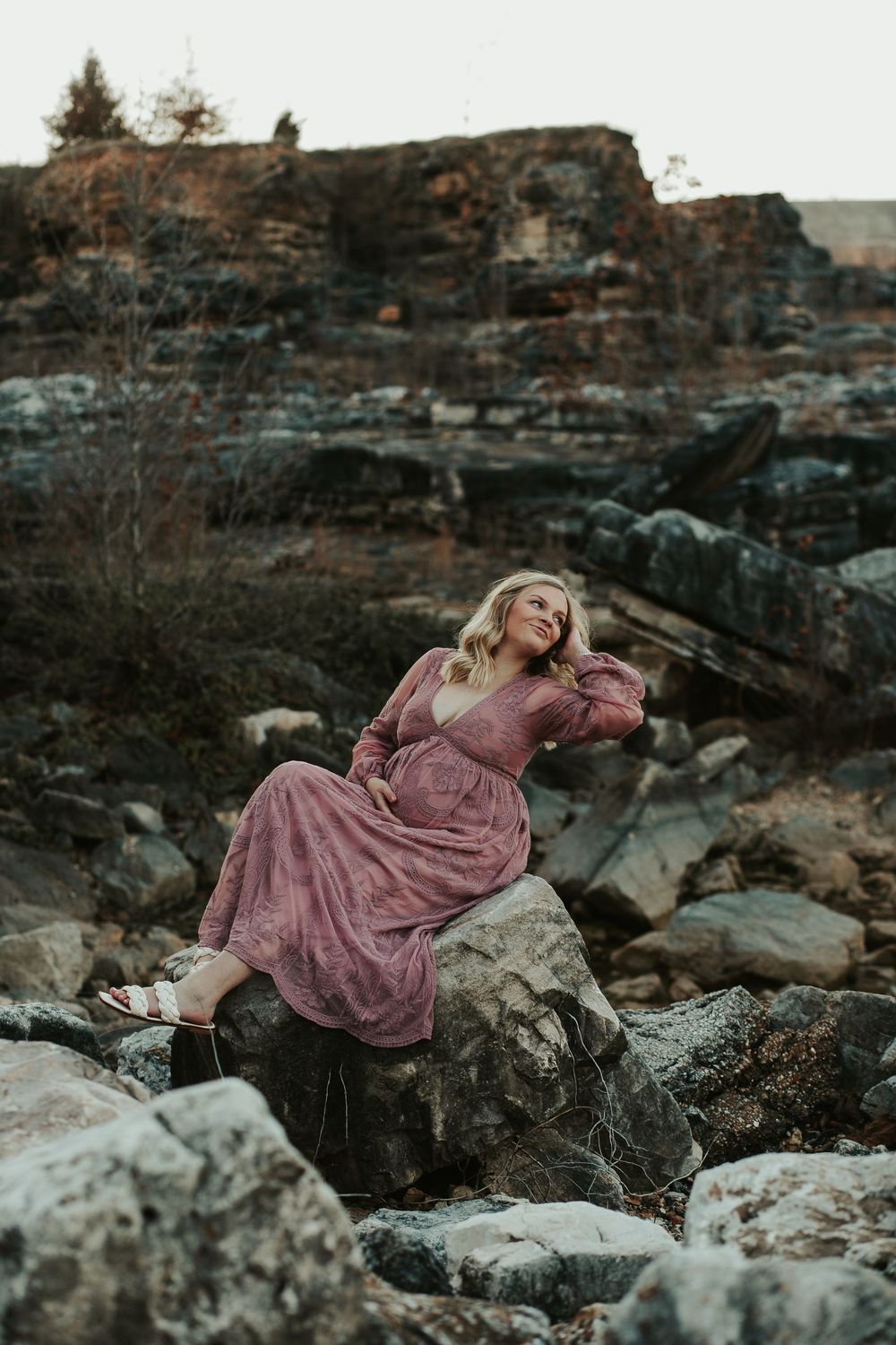 maternity photo on a rock