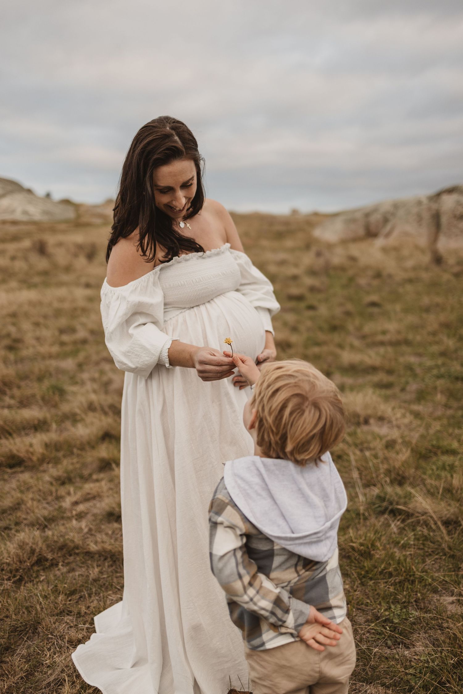 Geelong Lara Torquay Ocean Grove Barwon Heads newborn maternity pregnancy family motherhood couples photographer photography photoshoot