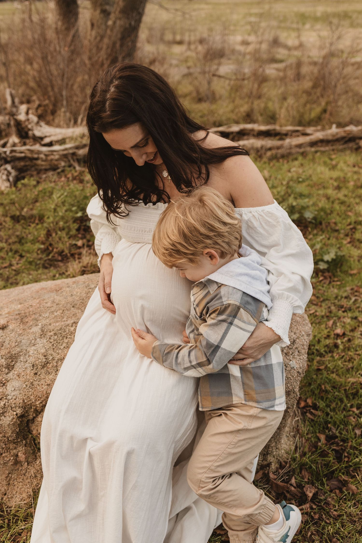 Geelong Lara Torquay Ocean Grove Barwon Heads newborn maternity pregnancy family motherhood couples photographer photography photoshoot