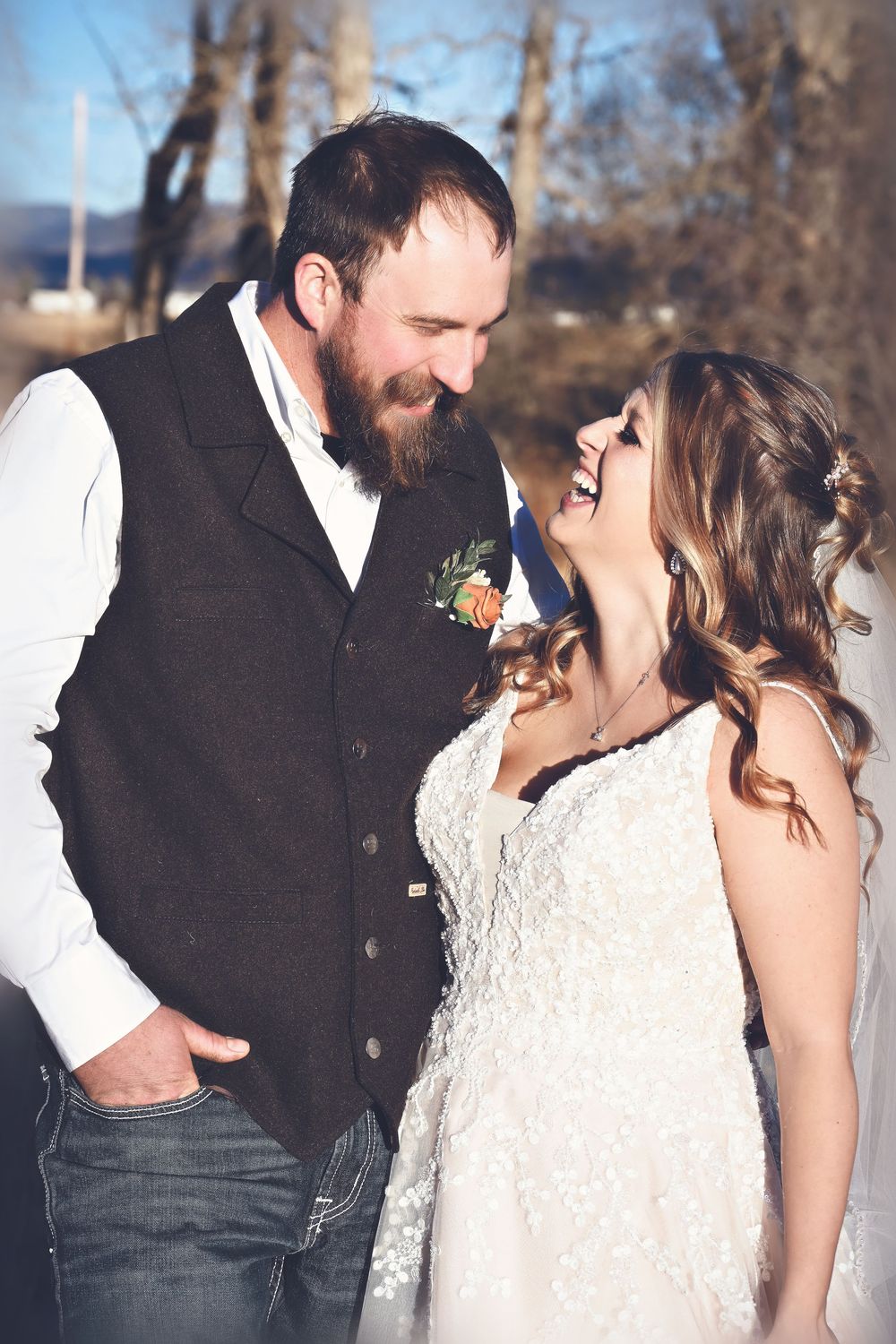 Montana Wedding 
Montana Wedding photography
wedding portraits
Rustic wedding photography
Ranch style portraits