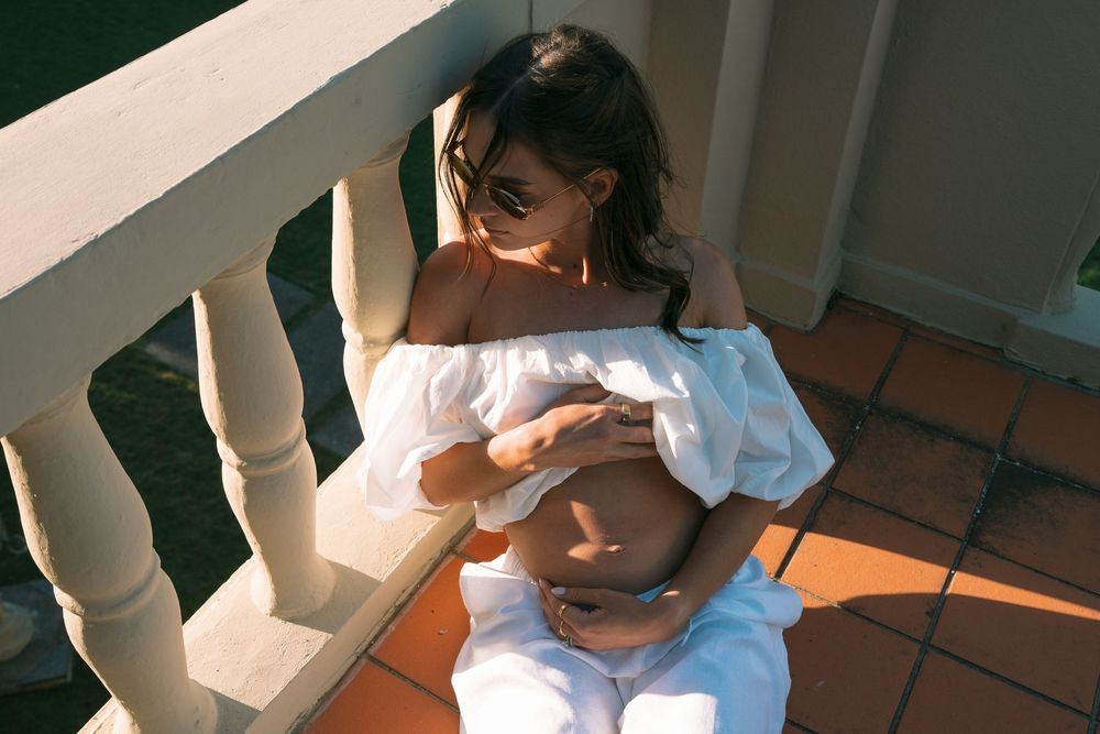 maternity in home relaxed photos Auckland
