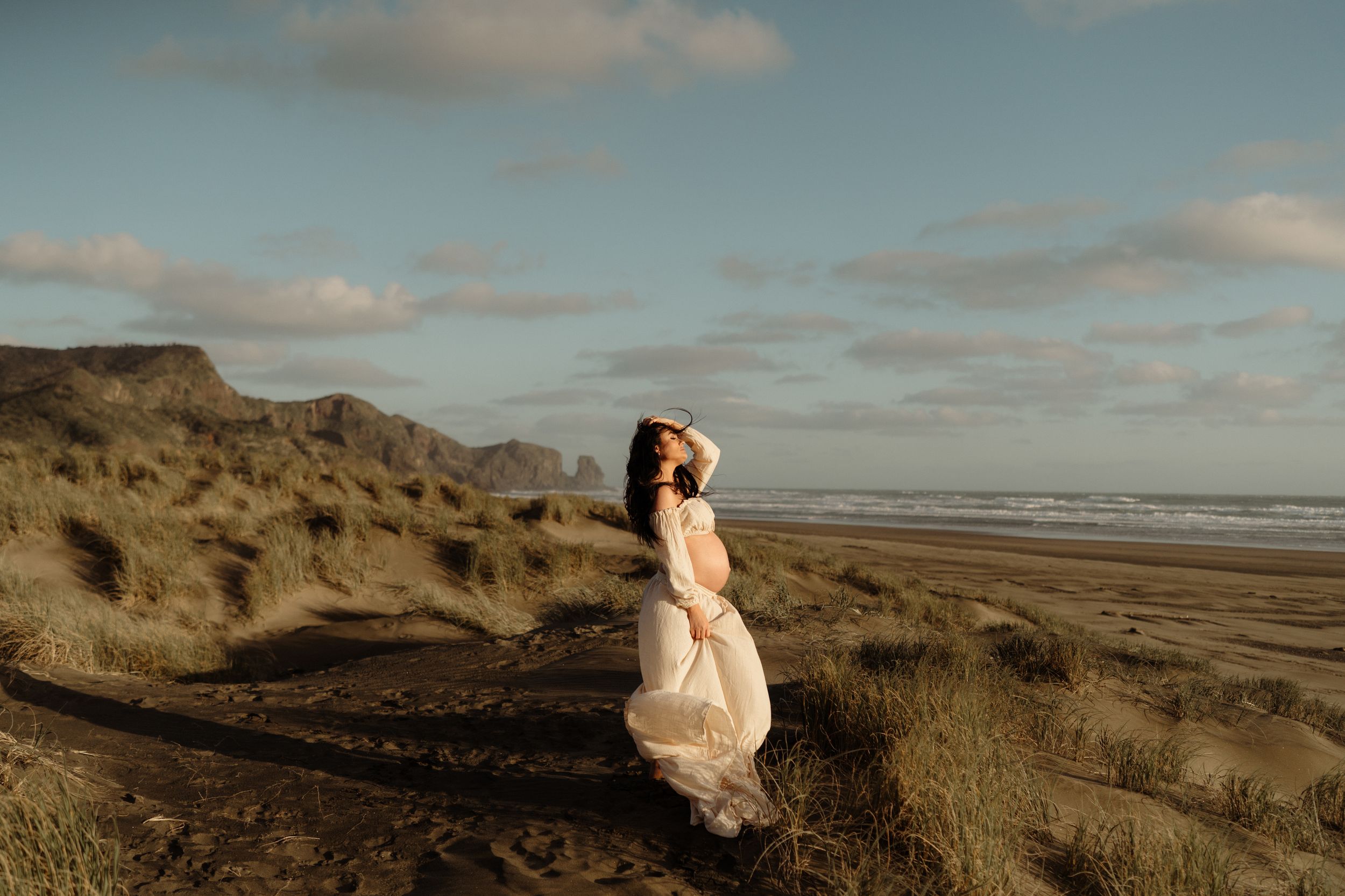 West Auckland beach Maternity photography Bethells Beach