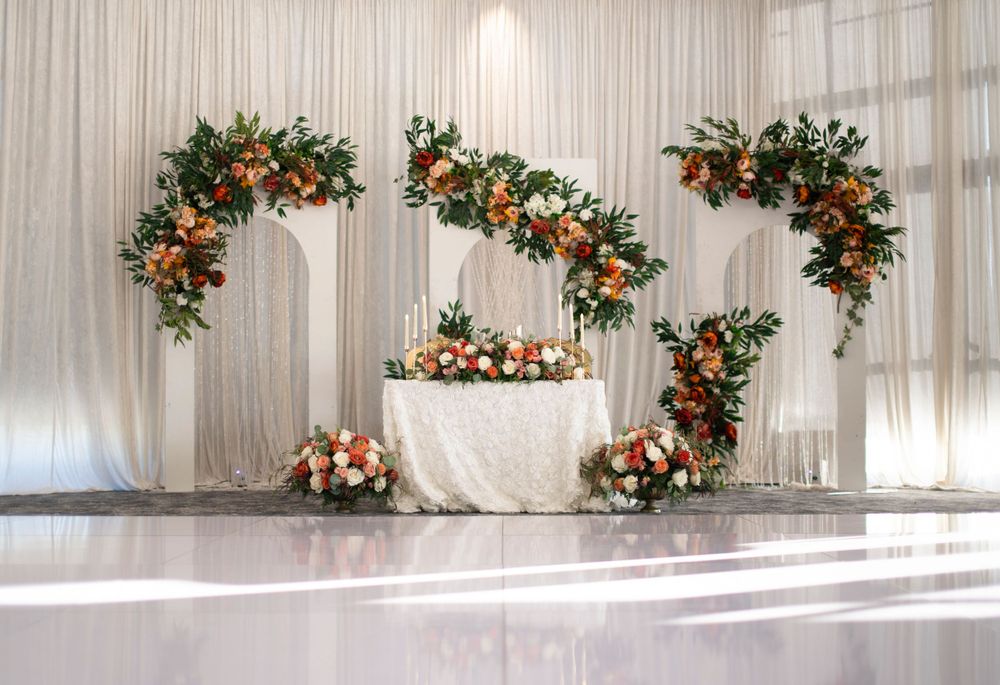 floral arrangement wedding