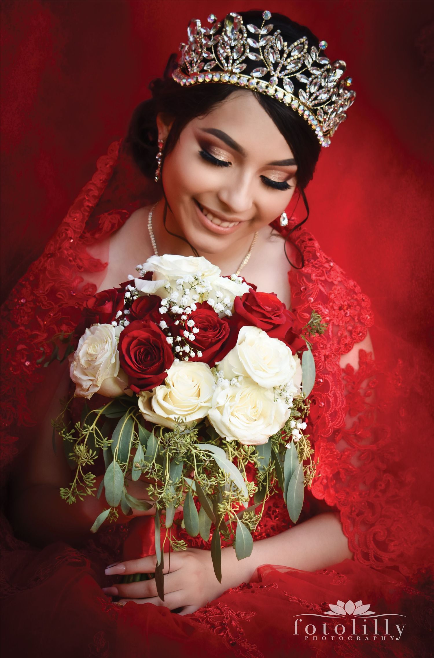 Arlington quince photographer creating elegant outdoor portraits with colorful scenery, natural posing, and professional photography