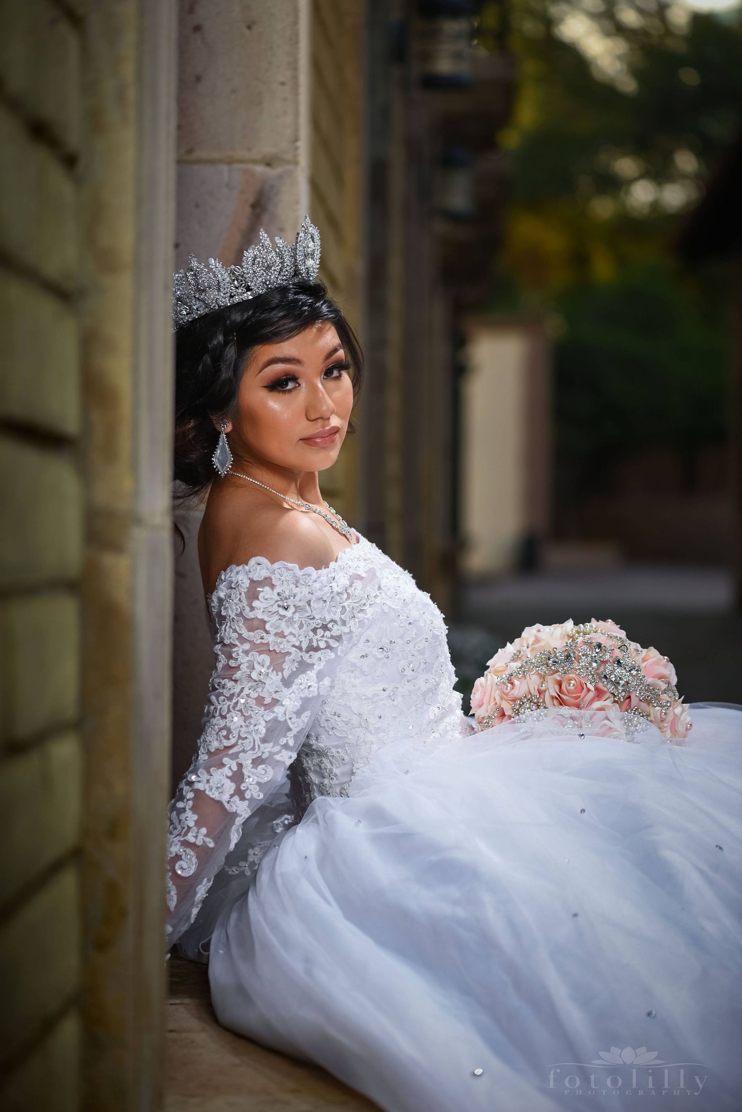 Professional Denton Quince photographer capturing timeless Quinceañera portraits with luxury photography throughout Denton County