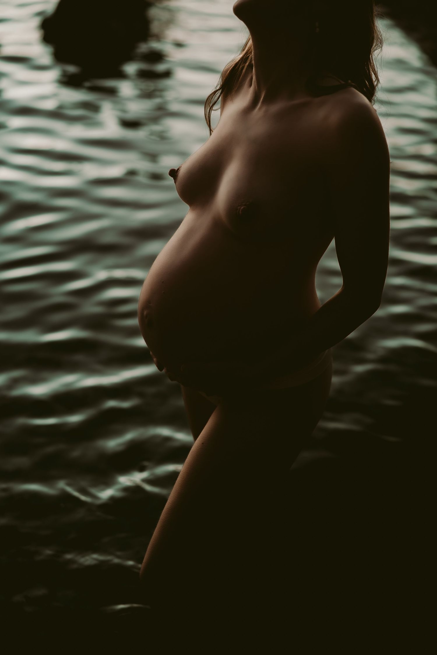 Maternity-Photo-nudity-in-water-murrays-beach-booderee-national-park-jervis-bay