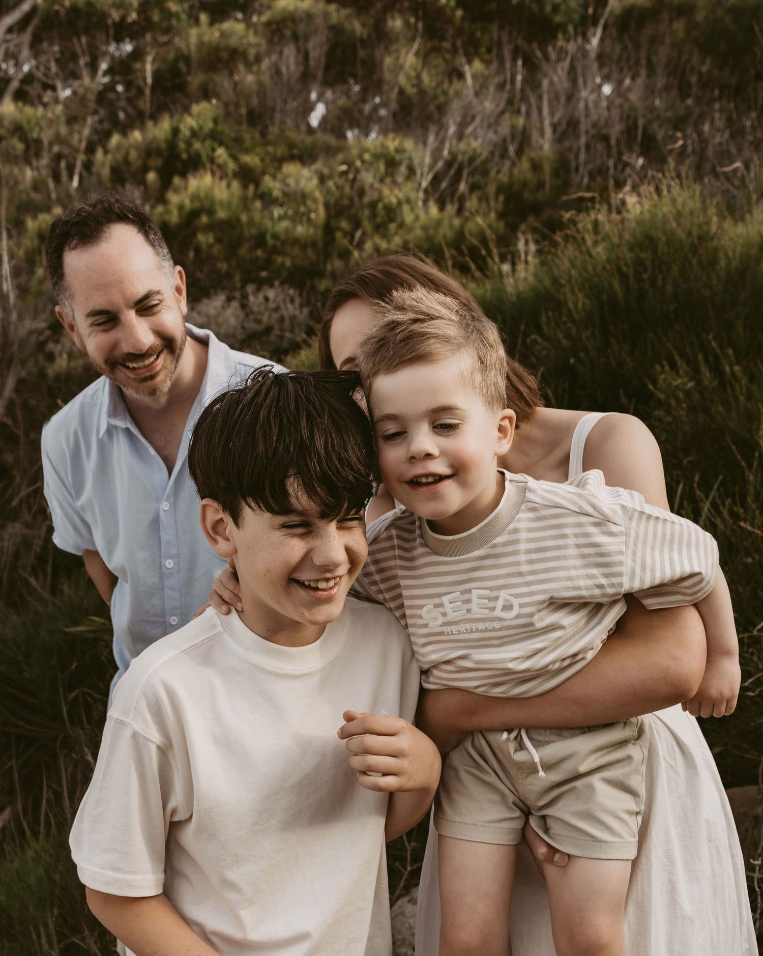 family-photo-children-being-natural-greenfields-beach-vincentia-jervis-bay