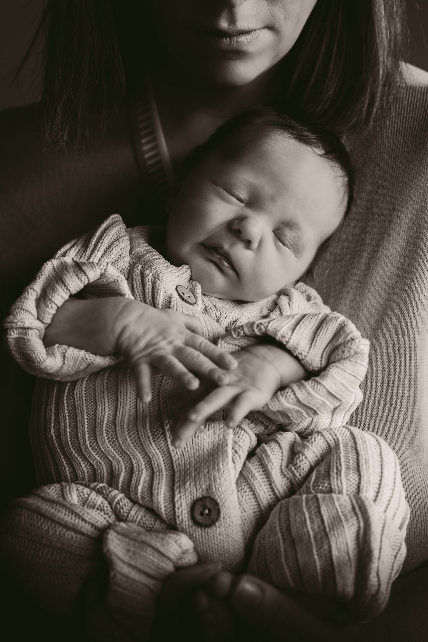 newborn-motherhood-portrait-jervis-bay-shoalhaven