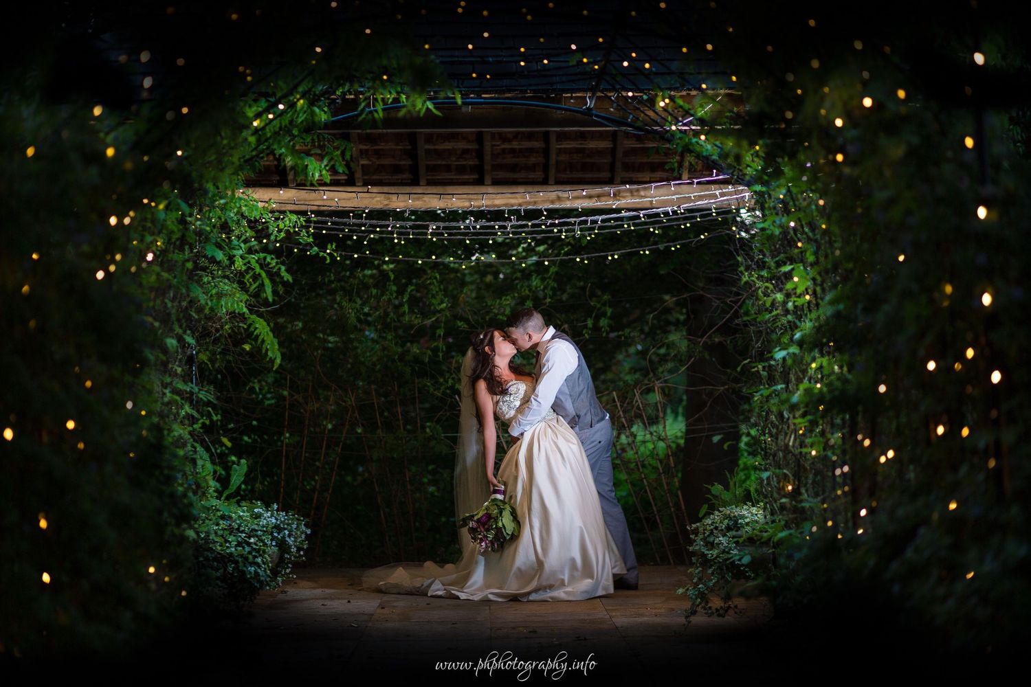 summer winter portrait at Wildes Inn
