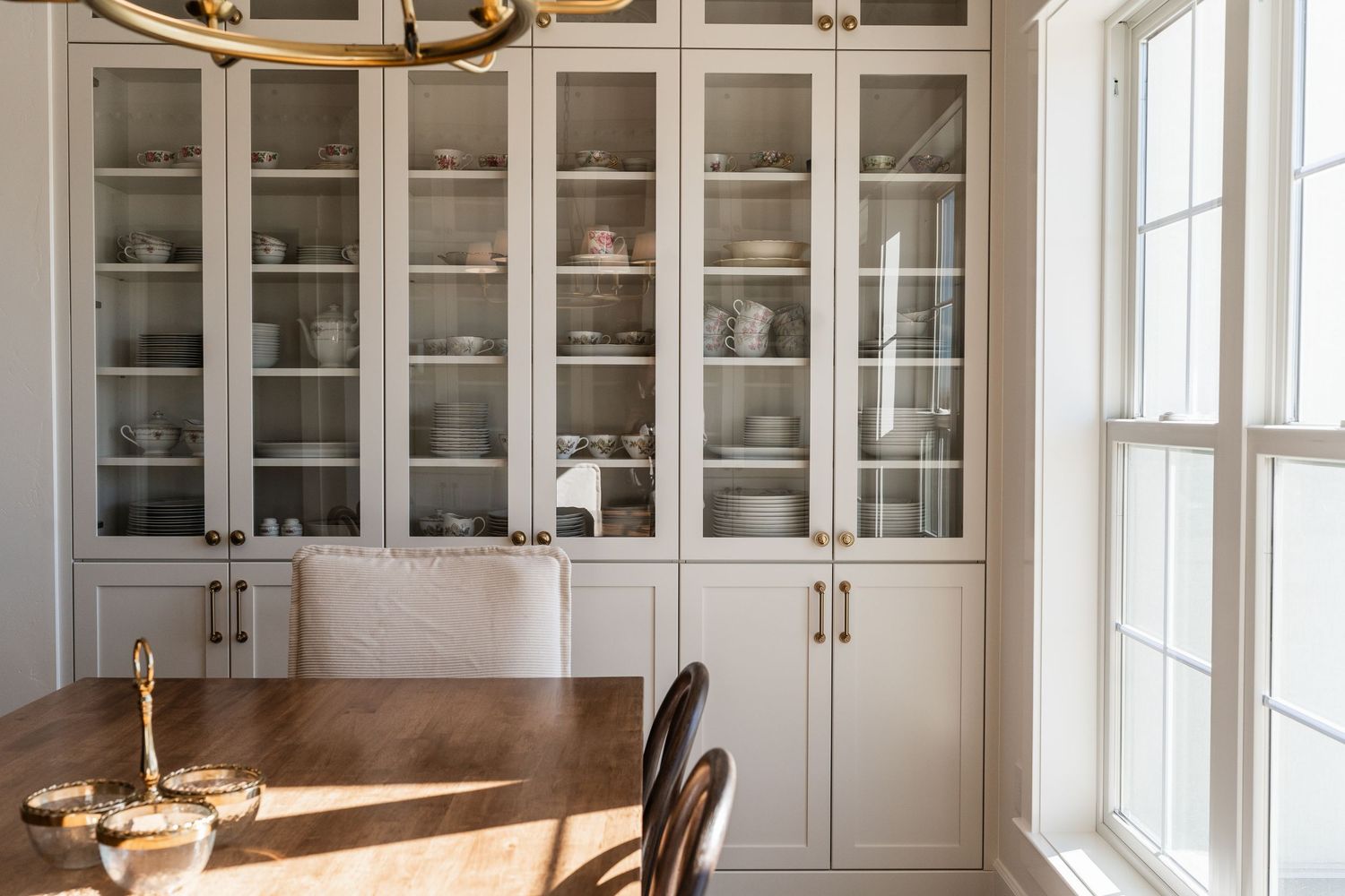 Kitchen cabinets in the sunshine