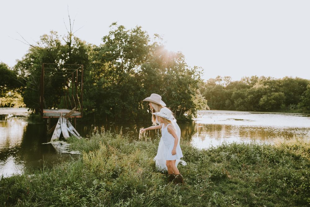 Kathryn motherhood session
