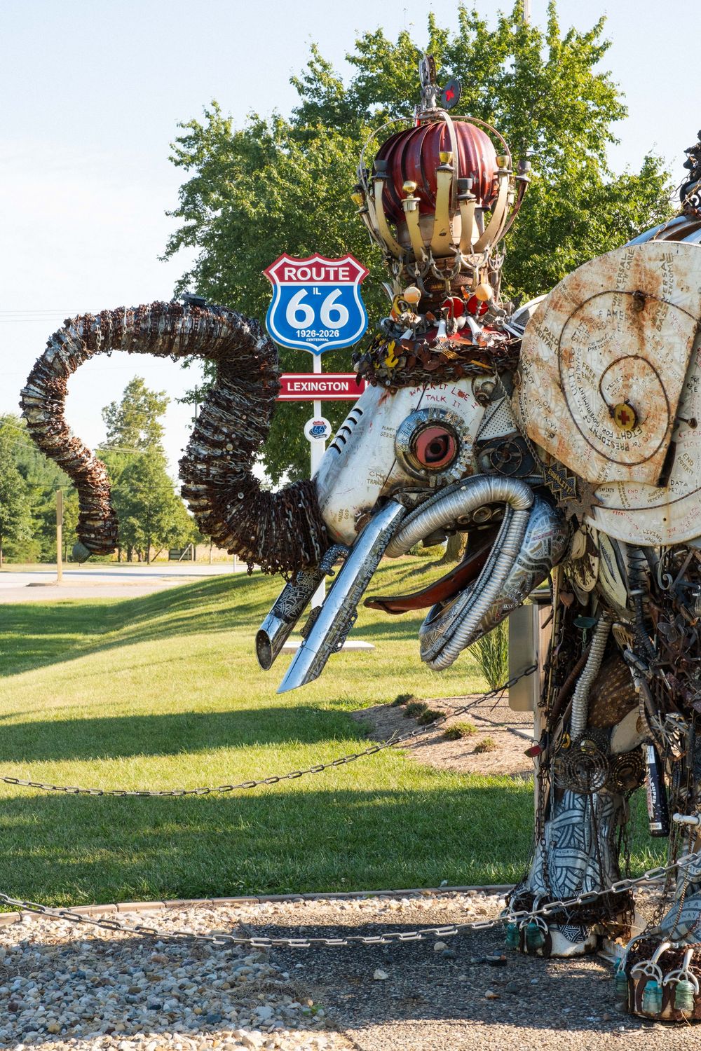 “American Standard” by Kasey Wells on Route 66 in Lexington, IL. September 4, 2026. Photo: David Manning.