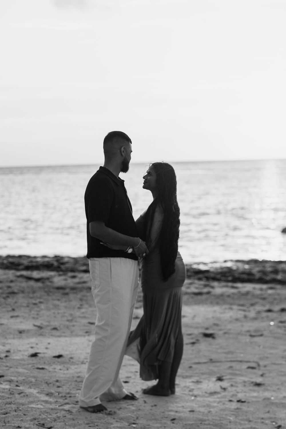 Engagement session in Cap Cana with elegant scenery and golden hour glow. Timeless, intimate photos full of emotion and connection.