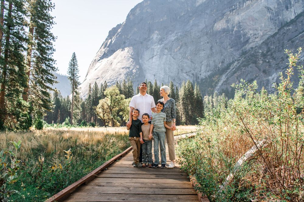 Family Portraits - Amber Edwards Photography - Yosemite & Mariposa Photographer