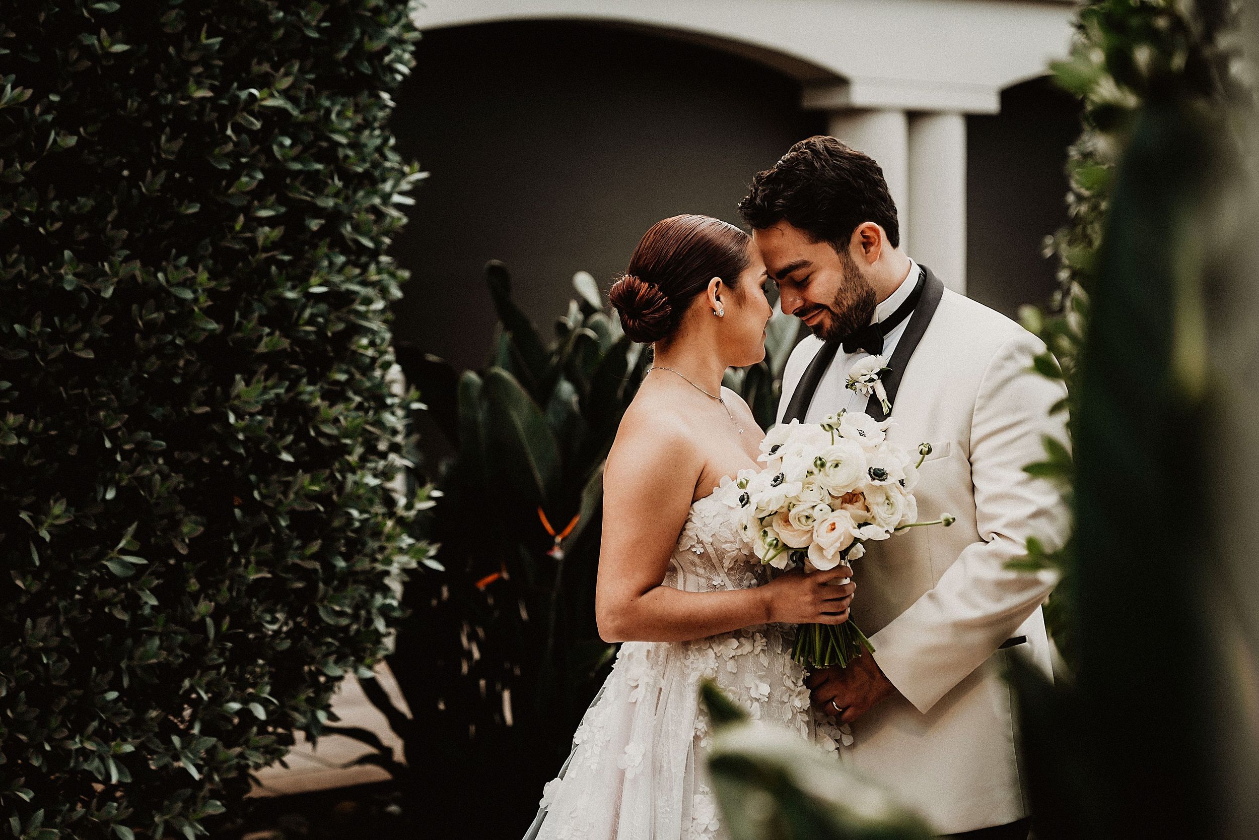 Bodas El Salvador y sesiones de fotos creativas