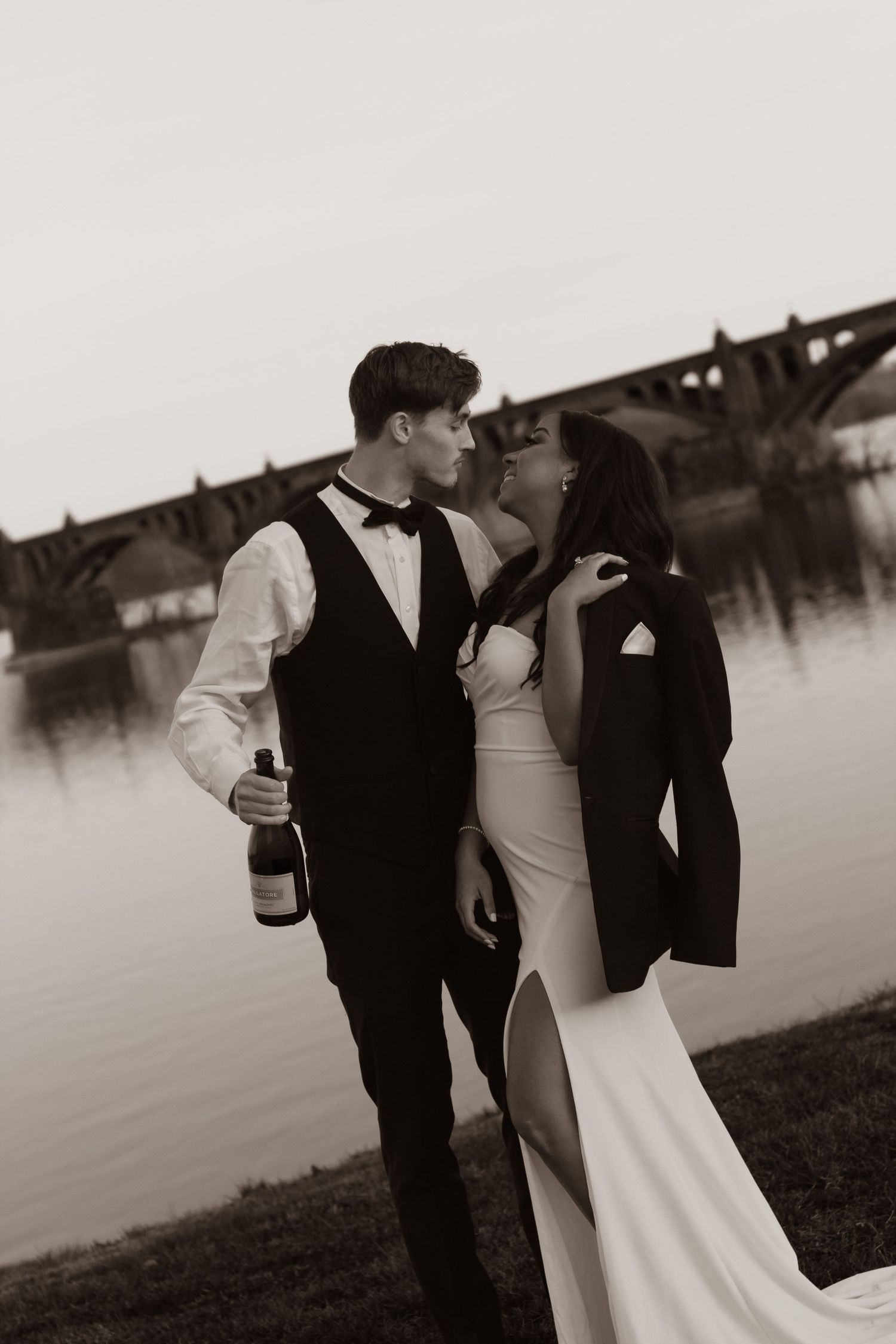 Riverside elopement