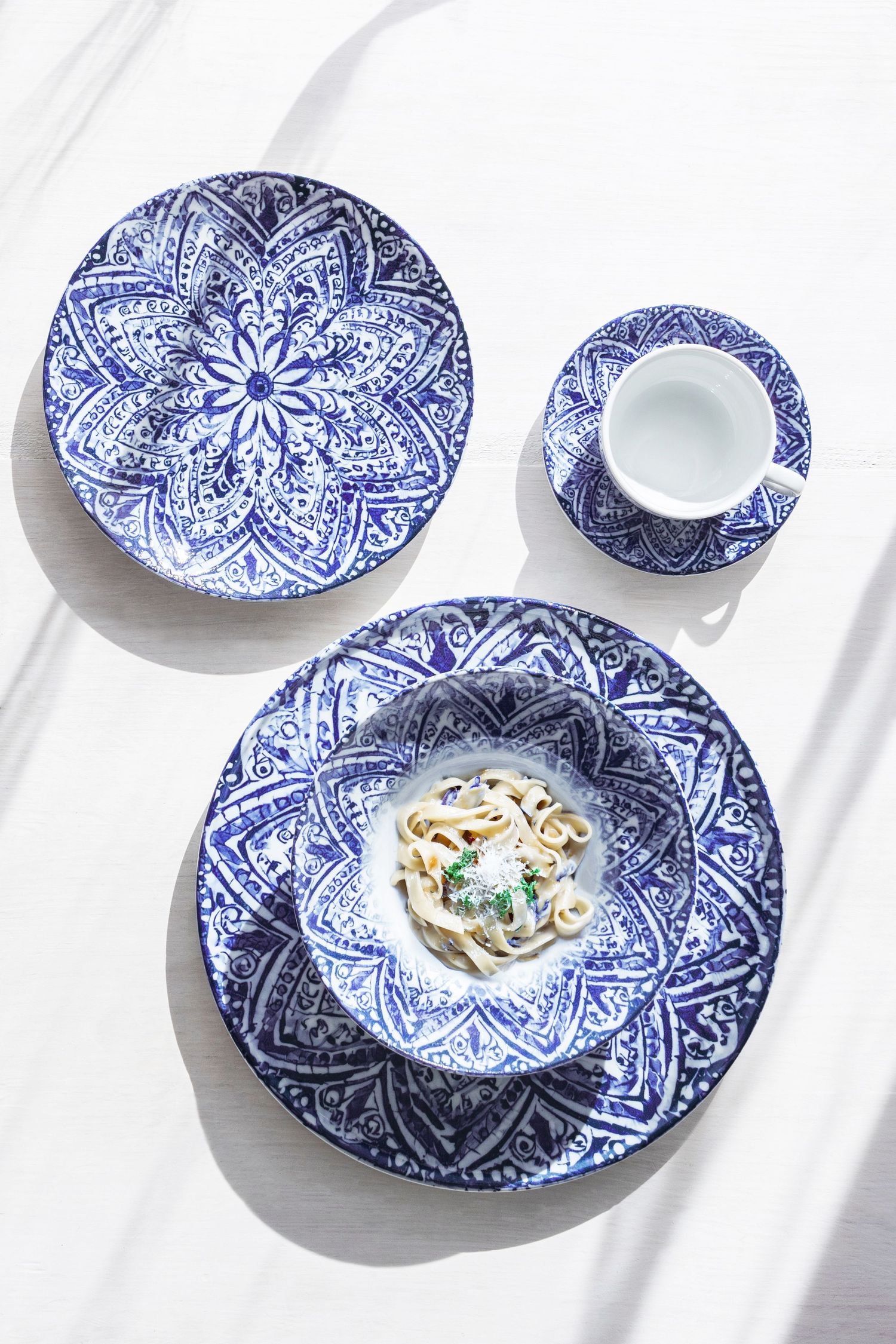 Nordic porcelain collection with digital print.
