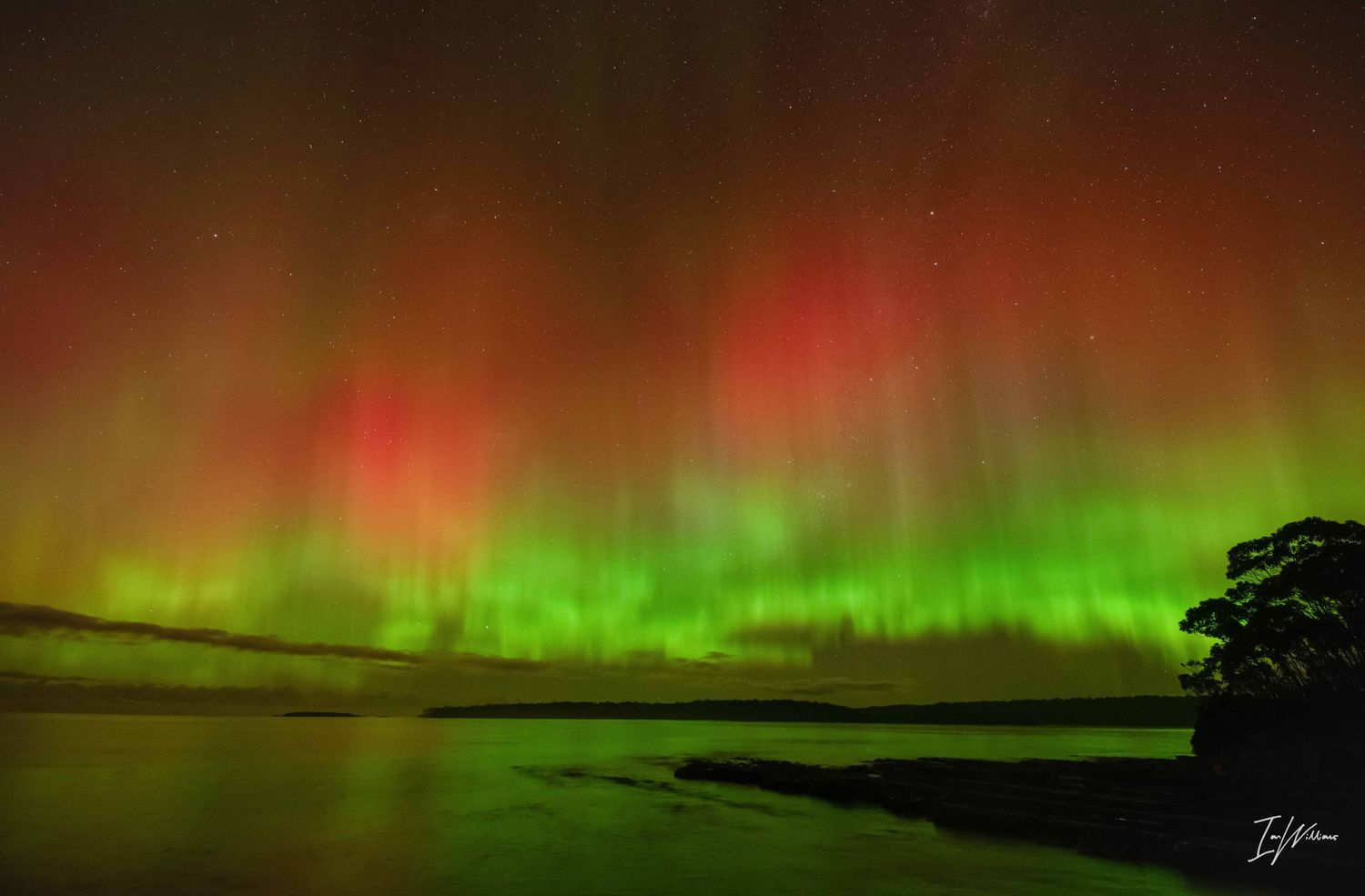 Aurora Australis, Tasmania, 11 May 2024