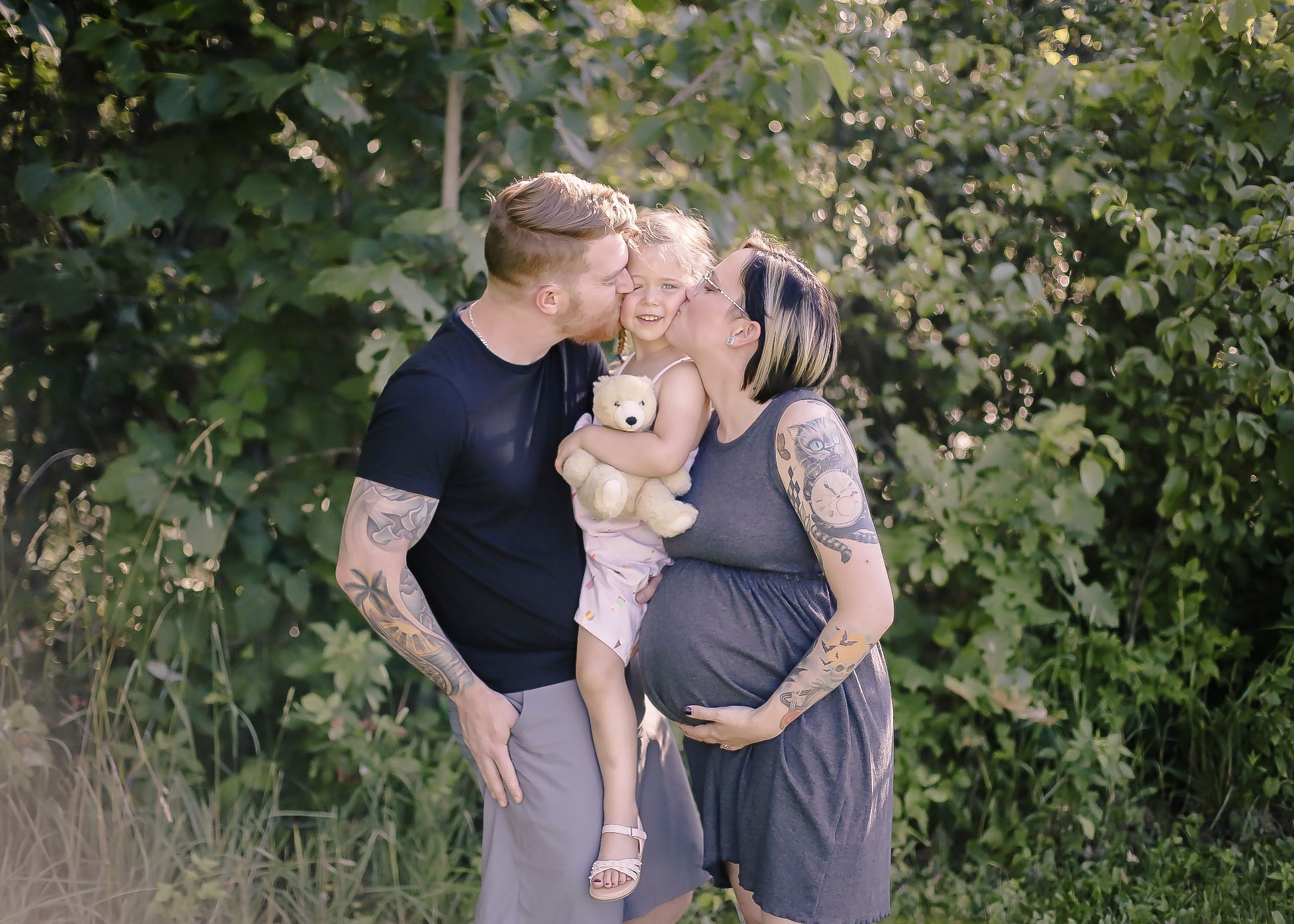 Family Portrait
Professional Photographer Janesville Wisconsin
outdoors
natural light photography