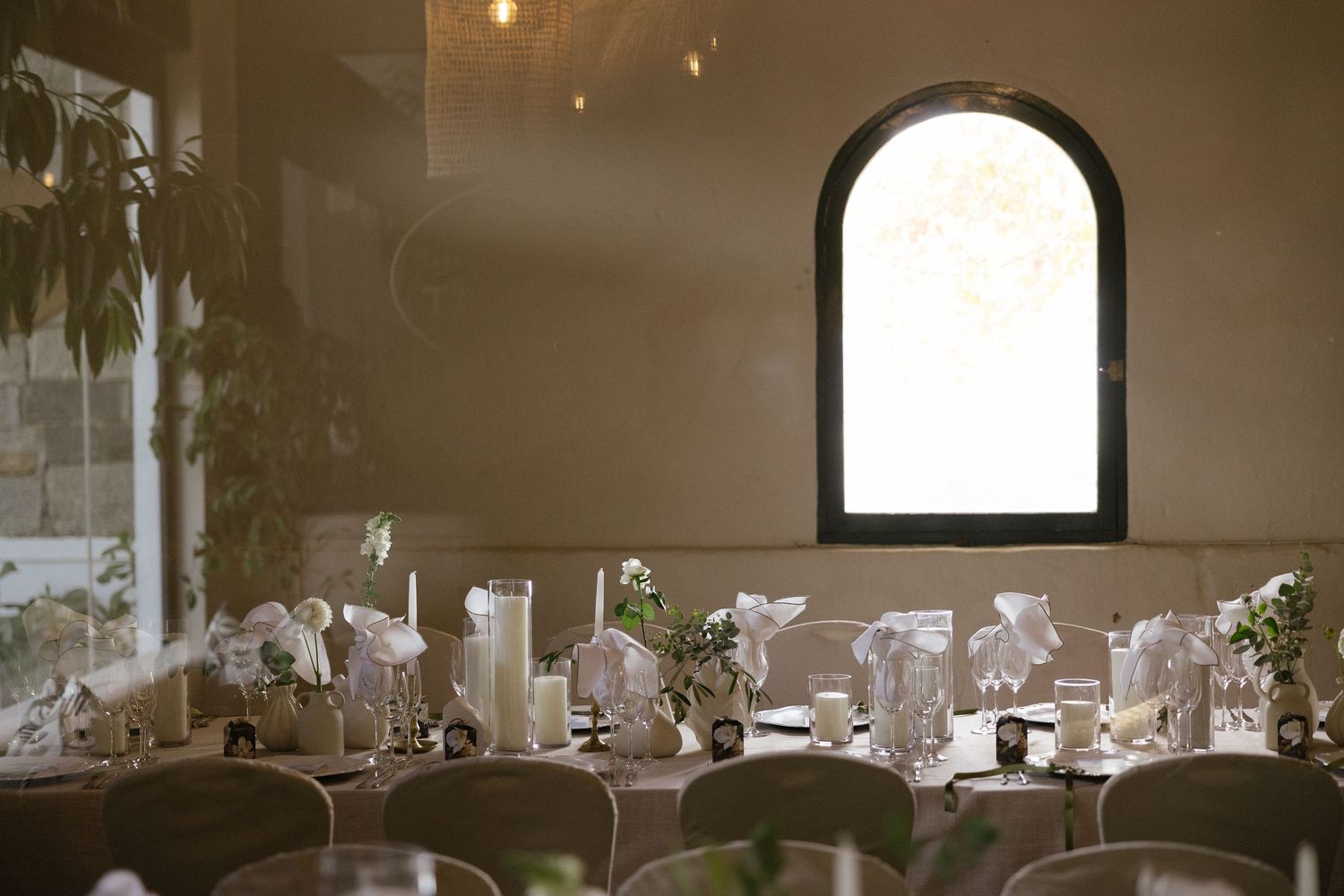 Wedding photographer Christene de Coning at Diamant Estate in Paarl with Deon Meiring and Masch dresses