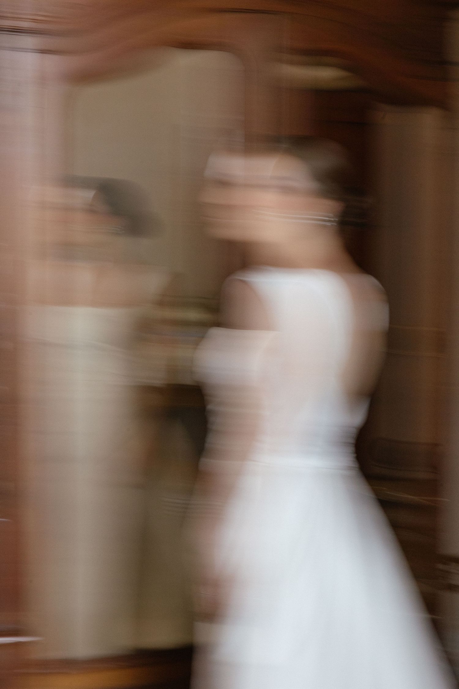 Wedding photographer Christene de Coning at Diamant Estate in Paarl with Deon Meiring and Masch dresses